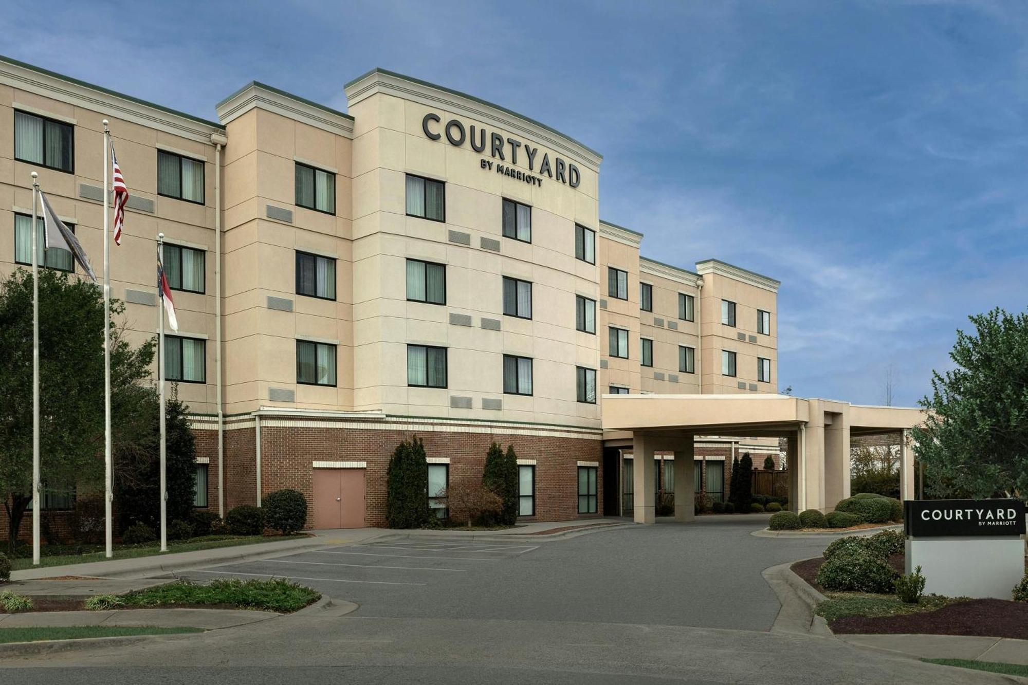 Courtyard By Marriott Salisbury Ξενοδοχείο Εξωτερικό φωτογραφία