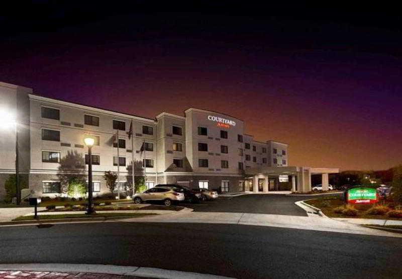 Courtyard By Marriott Salisbury Ξενοδοχείο Εξωτερικό φωτογραφία